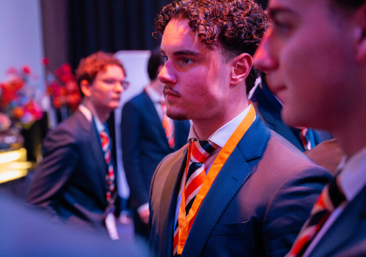 Studenten ontwikkelen professionele vaardigheden tijdens een hbo-opleiding
