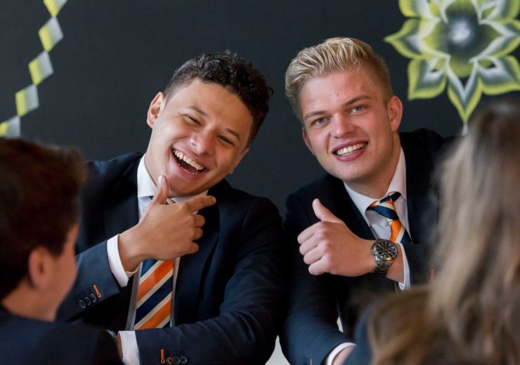 Jongens vallen massaal uit